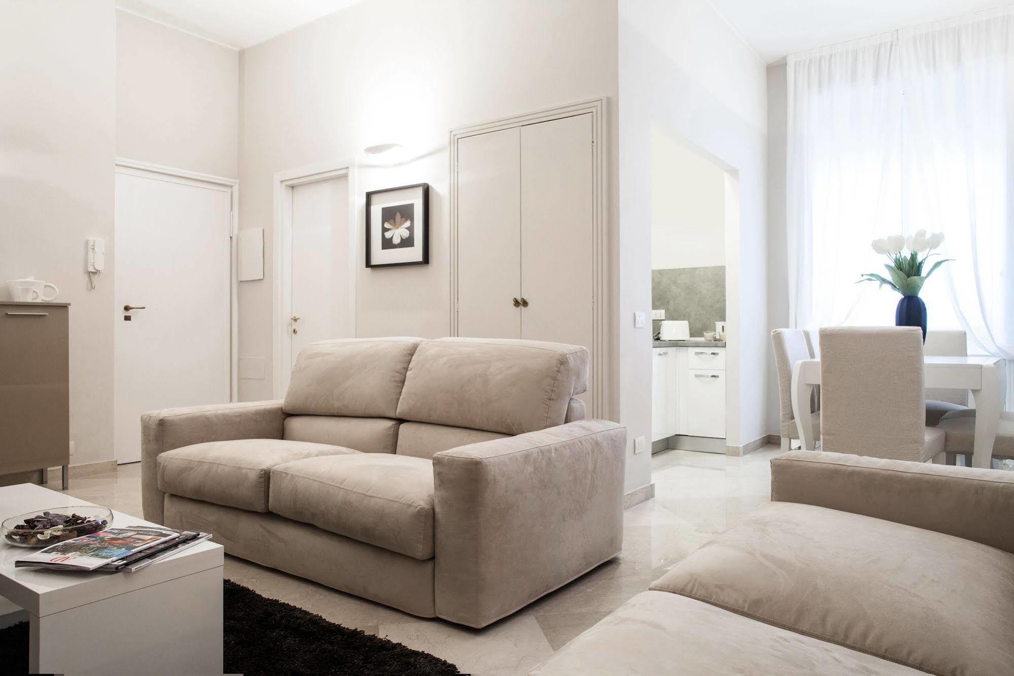 Milan Royal Suites Eksteriør bilde