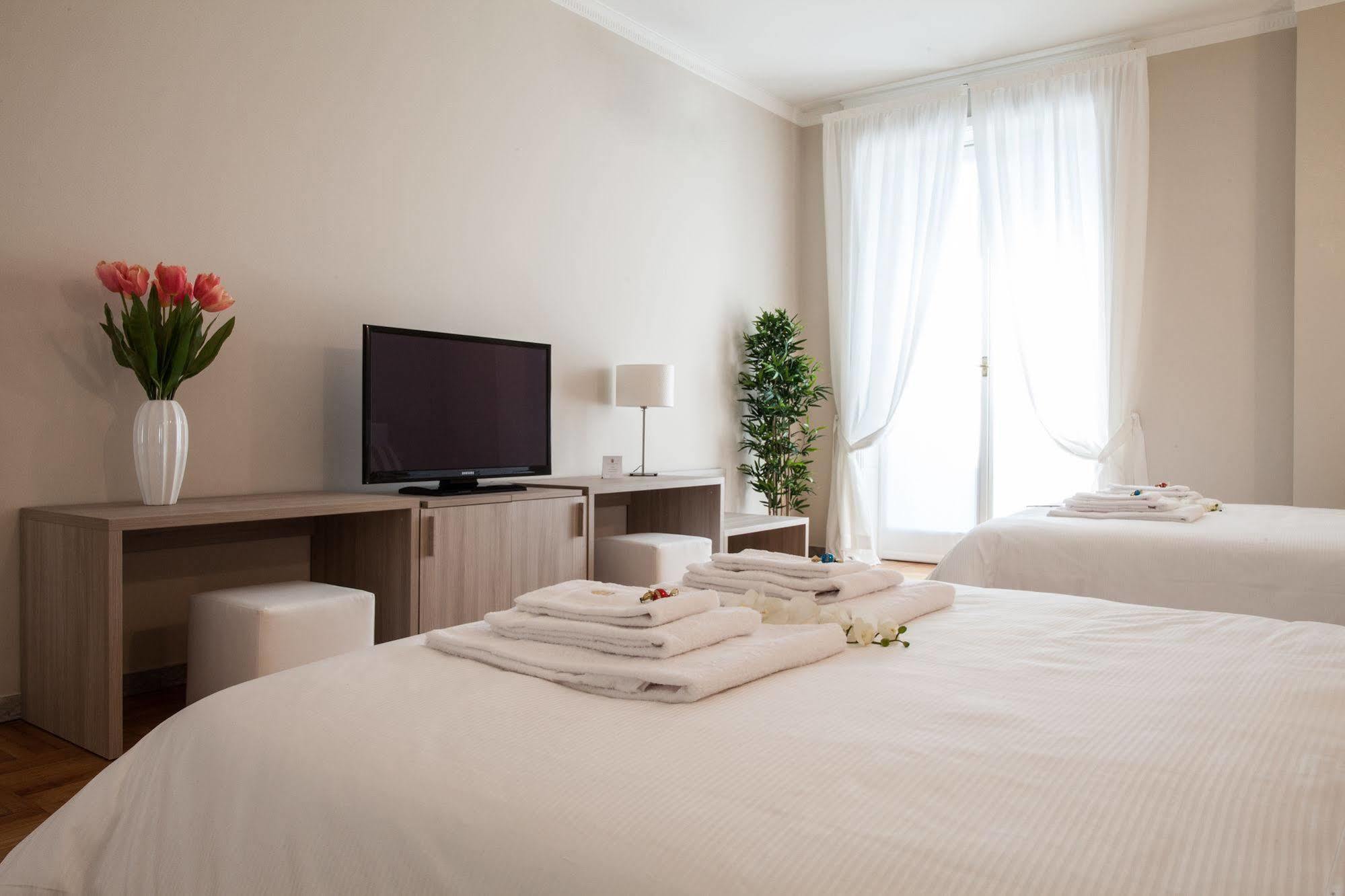 Milan Royal Suites Eksteriør bilde