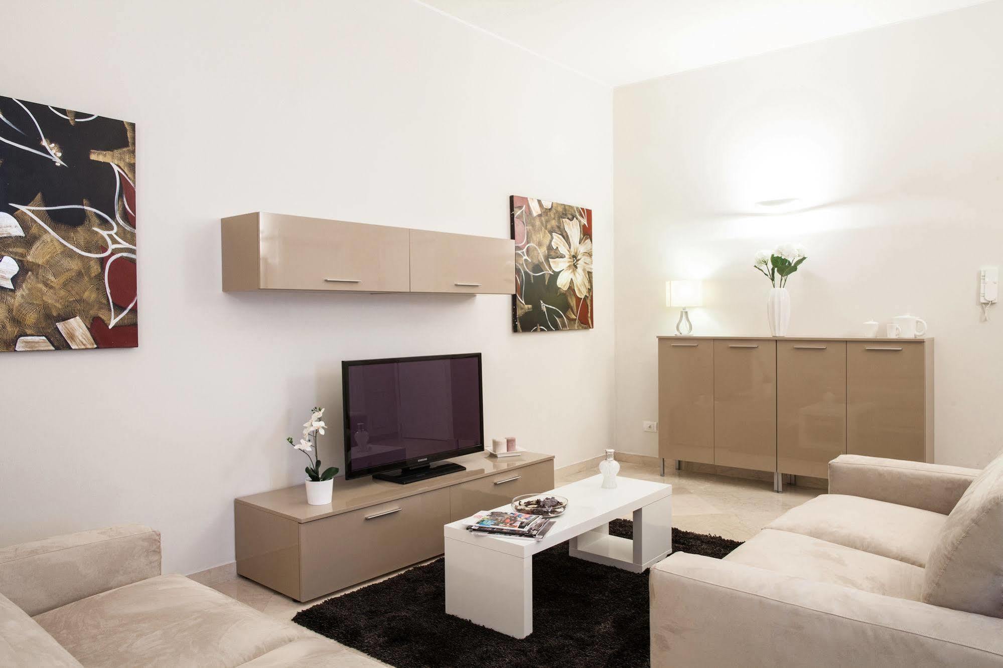Milan Royal Suites Eksteriør bilde